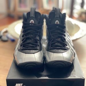 Nike Air Little Posite One Size 5Y